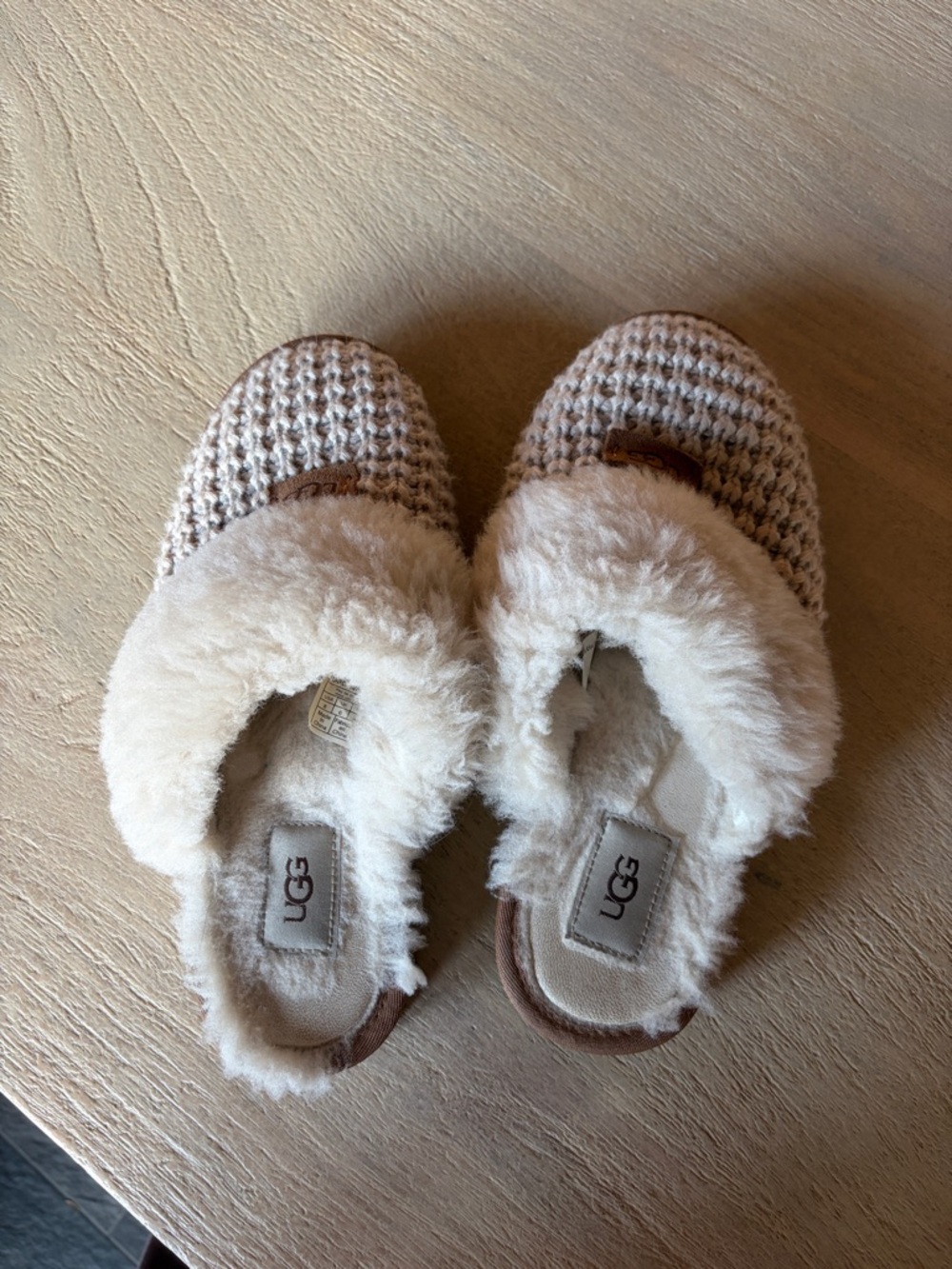 UGG Cozy Knit Genuine Shearling in cream knit